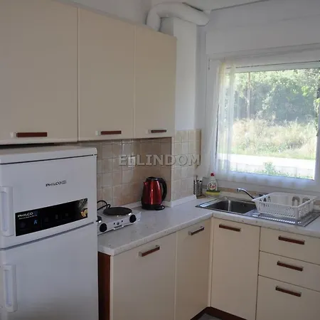 Fresh & Cozy In Apartment Mola Kalyva